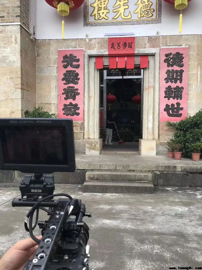 央视大型纪录片《中国话》：鍾俊岭及家人
